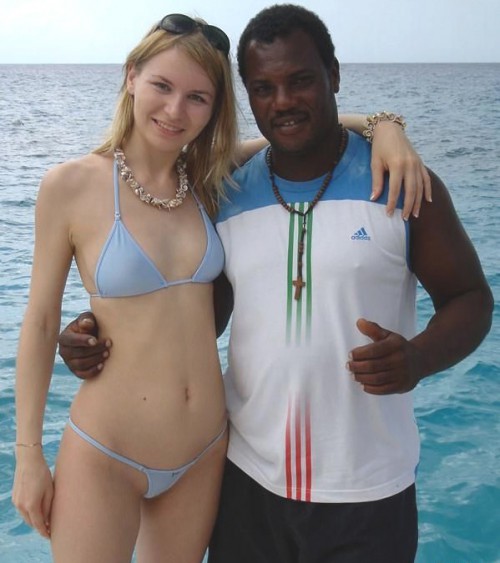 Bikini Interracial Porn - Slutty white blonde with black boyfriend - Amateur Interracial Porn