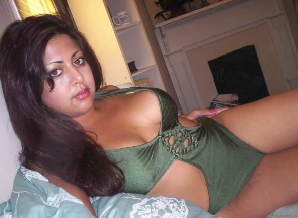 590px x 432px - Asian wife for big black cock - Amateur Interracial Porn